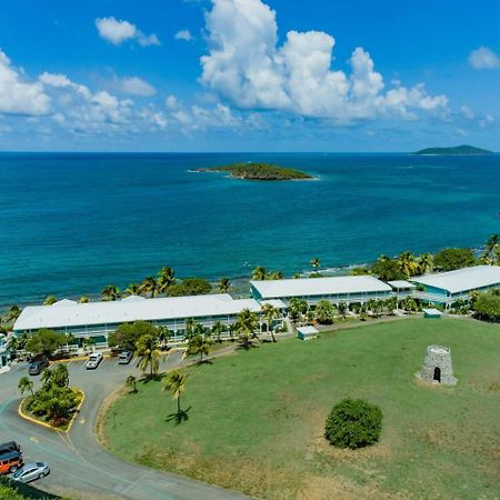 Tamarind Reef Resort Spa & Marina Christiansted Buitenkant foto
