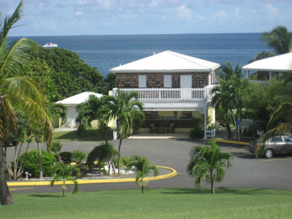 Tamarind Reef Resort Spa & Marina Christiansted Buitenkant foto