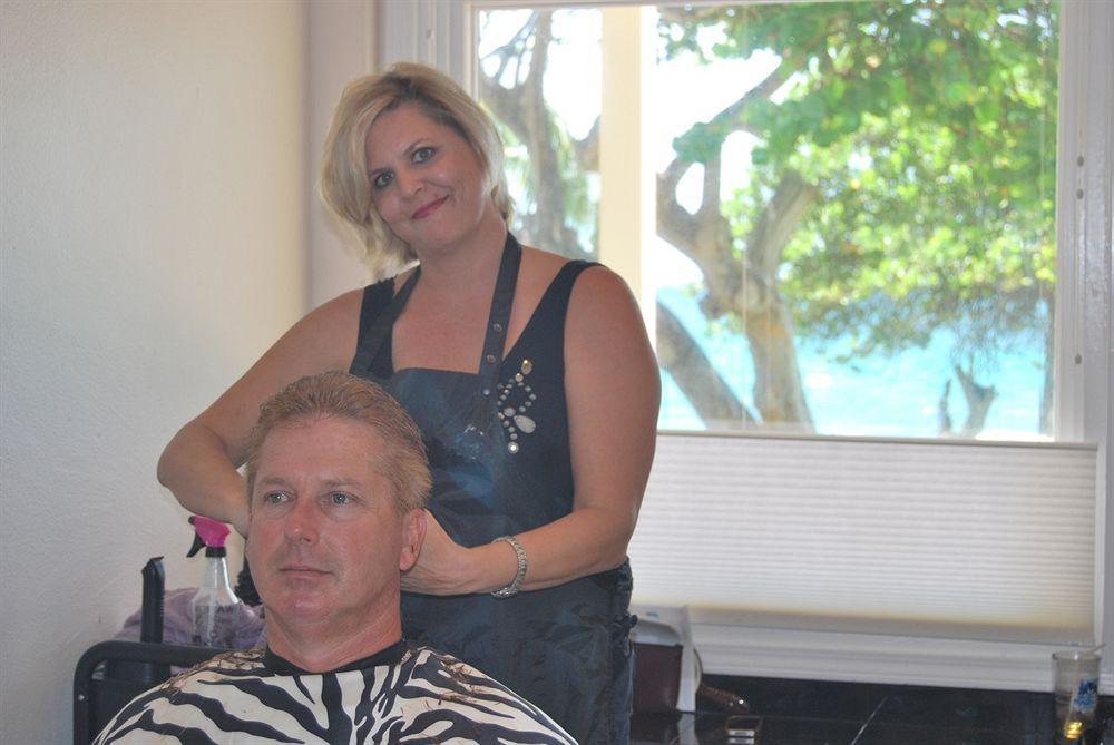 Tamarind Reef Resort Spa & Marina Christiansted Buitenkant foto