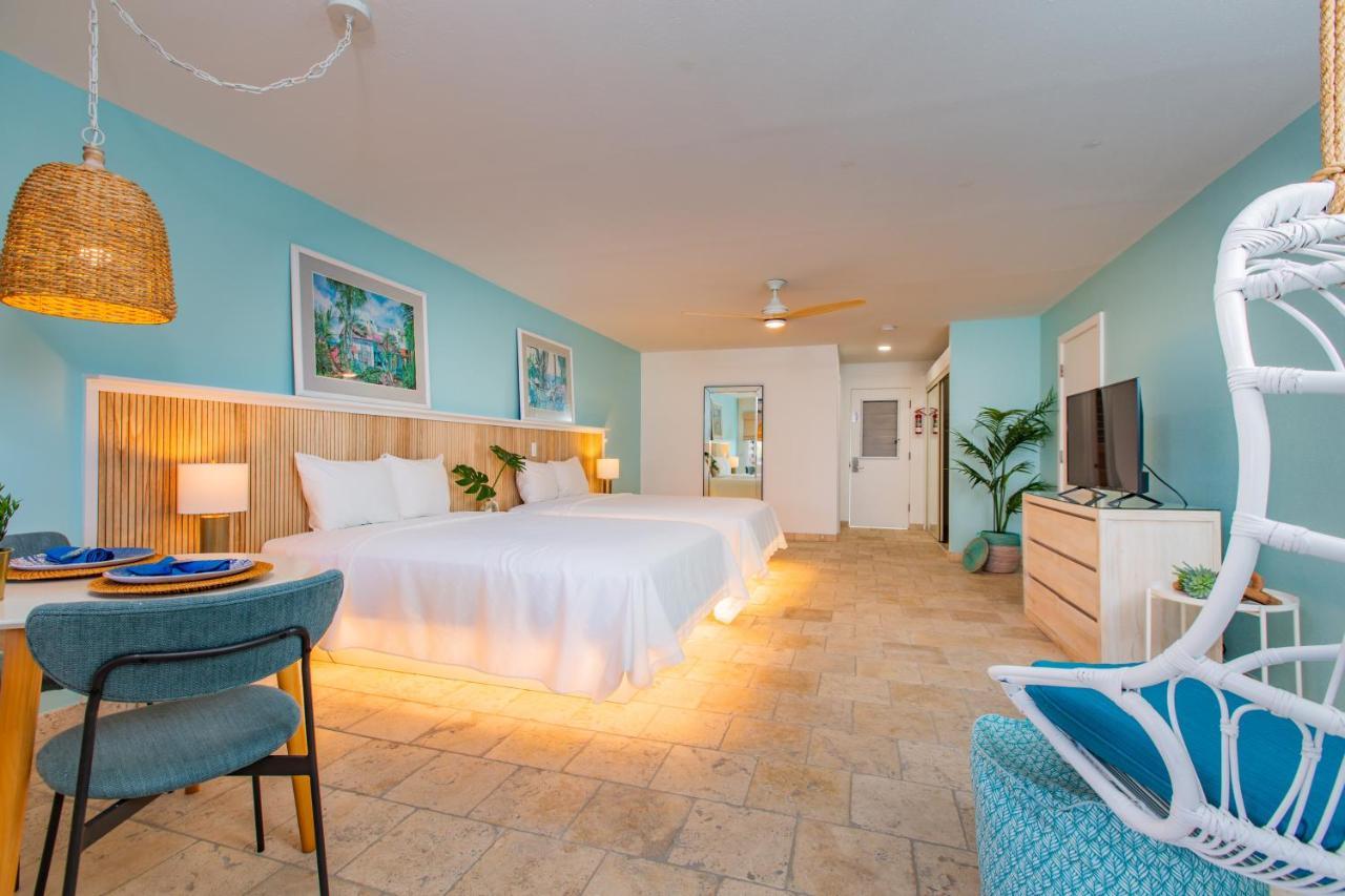 Tamarind Reef Resort Spa & Marina Christiansted Buitenkant foto